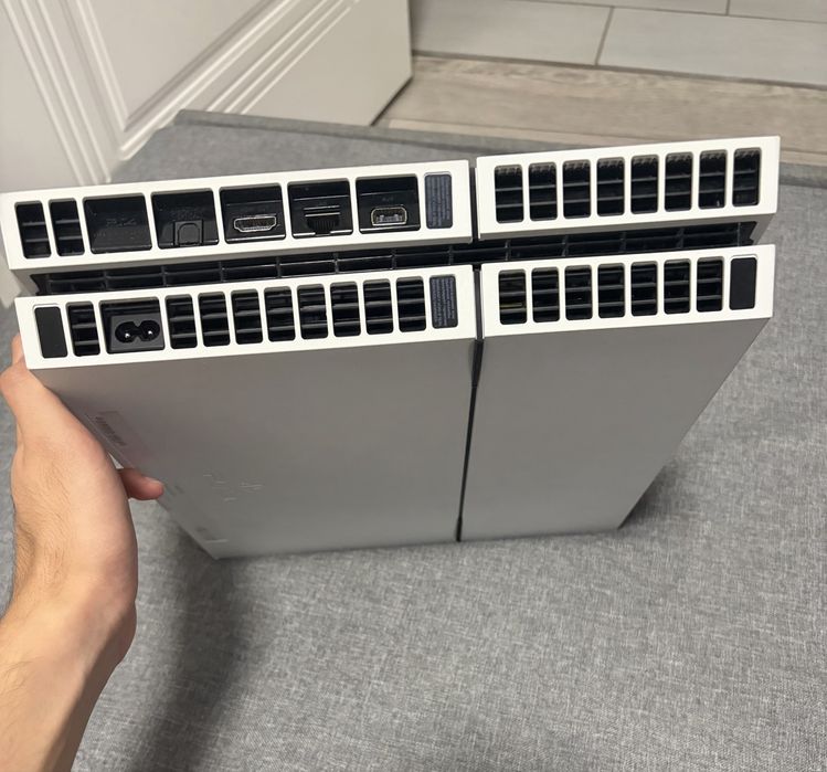 Прошитый playstation 4 белый