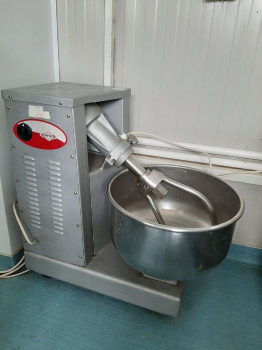 Malaxor frământat aluat profesional