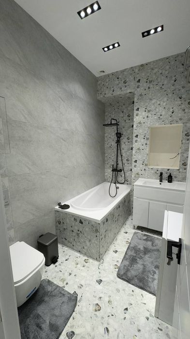 Квартира продается 3/3/3 Рядом С Гостиницой Россия