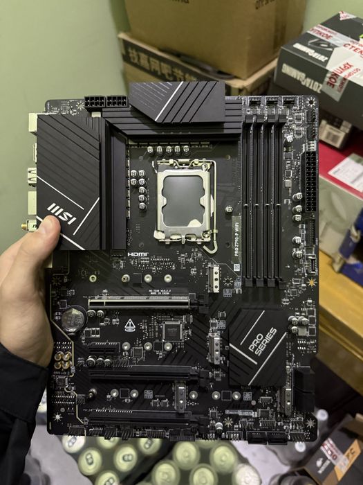 Материнская плата Msi Pro z790-p wi-fi
