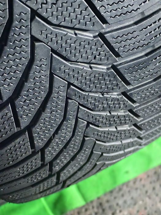 235/45R18 Nexen stare foarte bună fără defecte