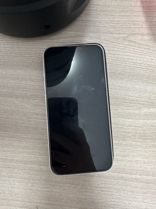 Продаю iPhone 13 в хорошем состоянии