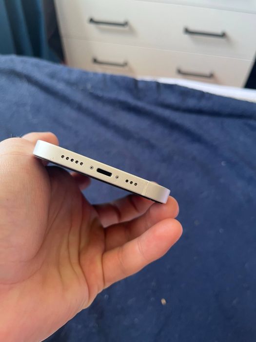 Продам Айфон 13, Apple 13