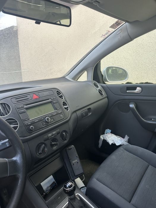 Piese vw golf 5 plus motor de 1,9 tdi