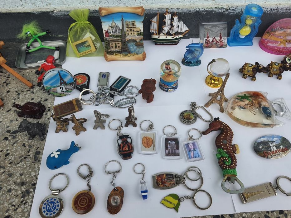 Магно човечета, магнитчета, сувенири, ключодържатели