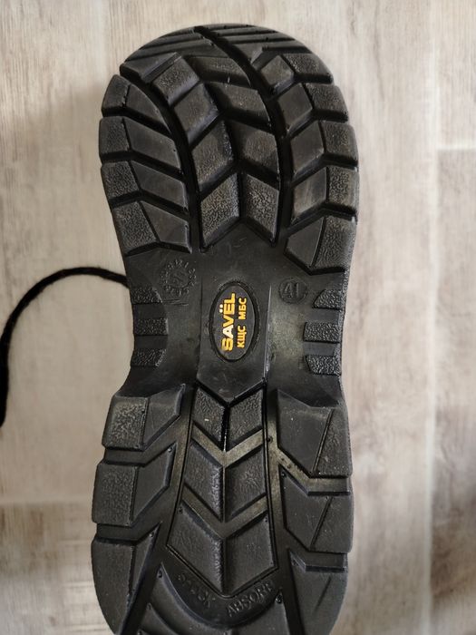 Спецобувь, ботинки.