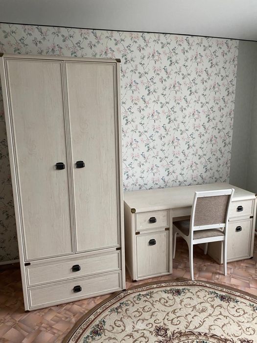 Продам детский гарнитур новый