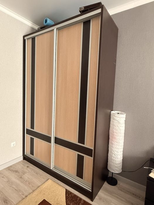 Продам шкаф-купе