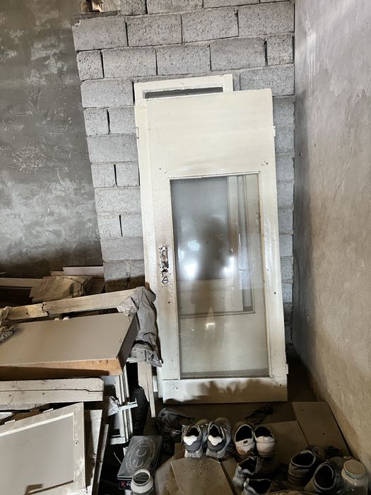 Тахта чёрный потолок учун