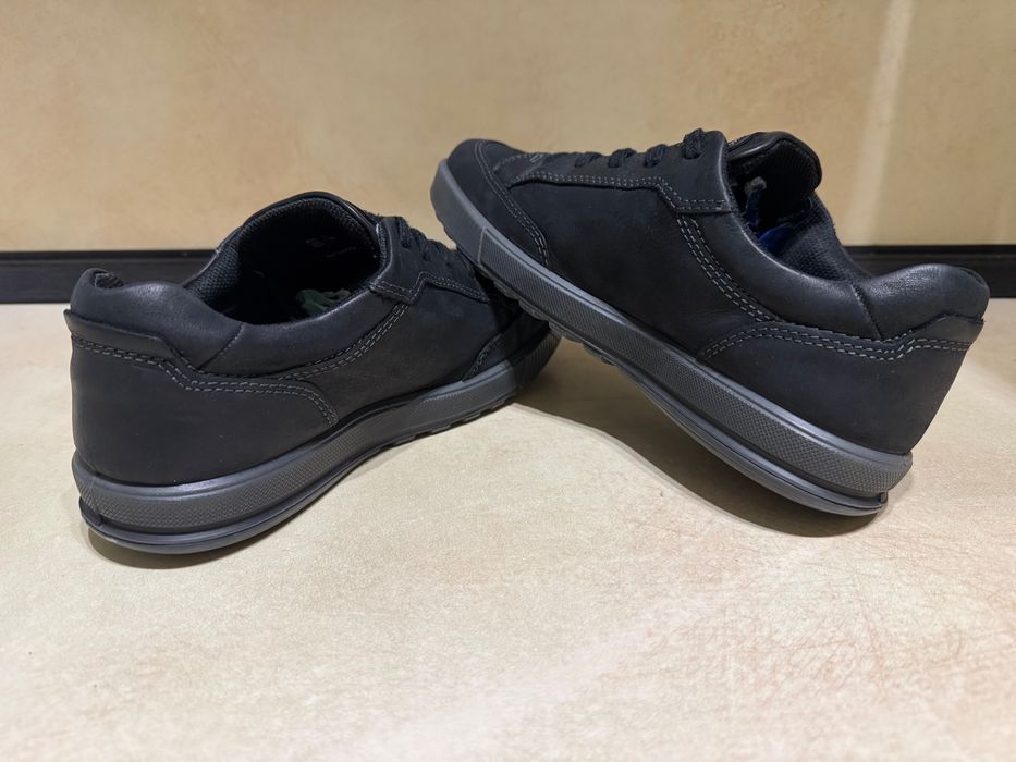 Ecco Gore Tex Shoes.