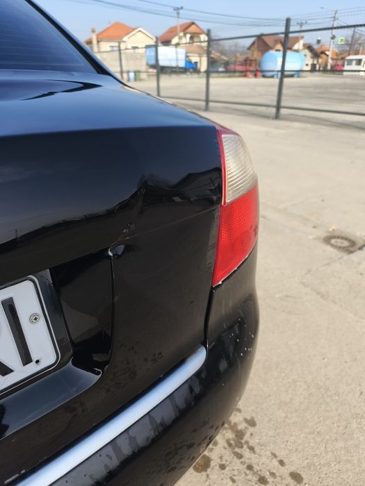 Vând audi A4 B6 1.9