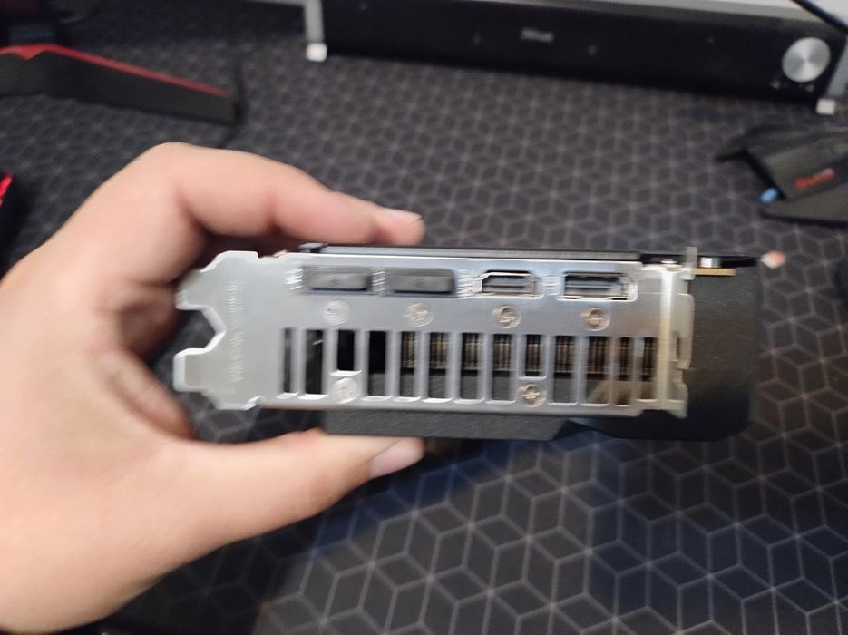 Asus rx 6650 xt 8gb placa video gaming