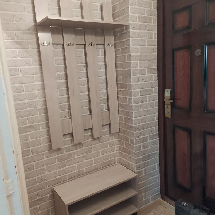 Продаем новую прихожую цвета разные