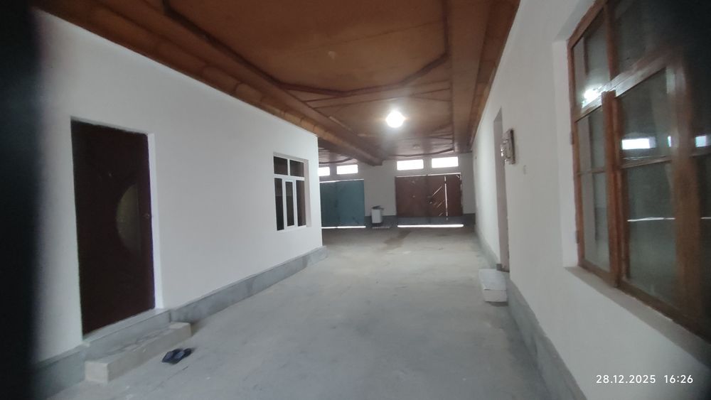 Ховли Уй сотилади