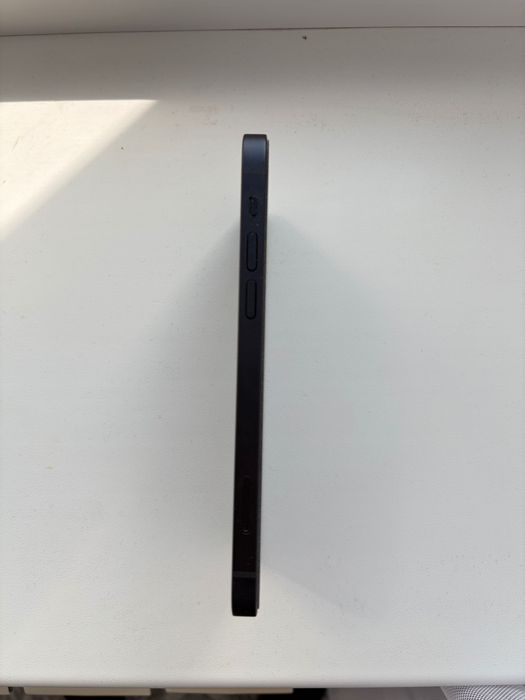 iPhone 12, 128 ГБ. 77%АКБ