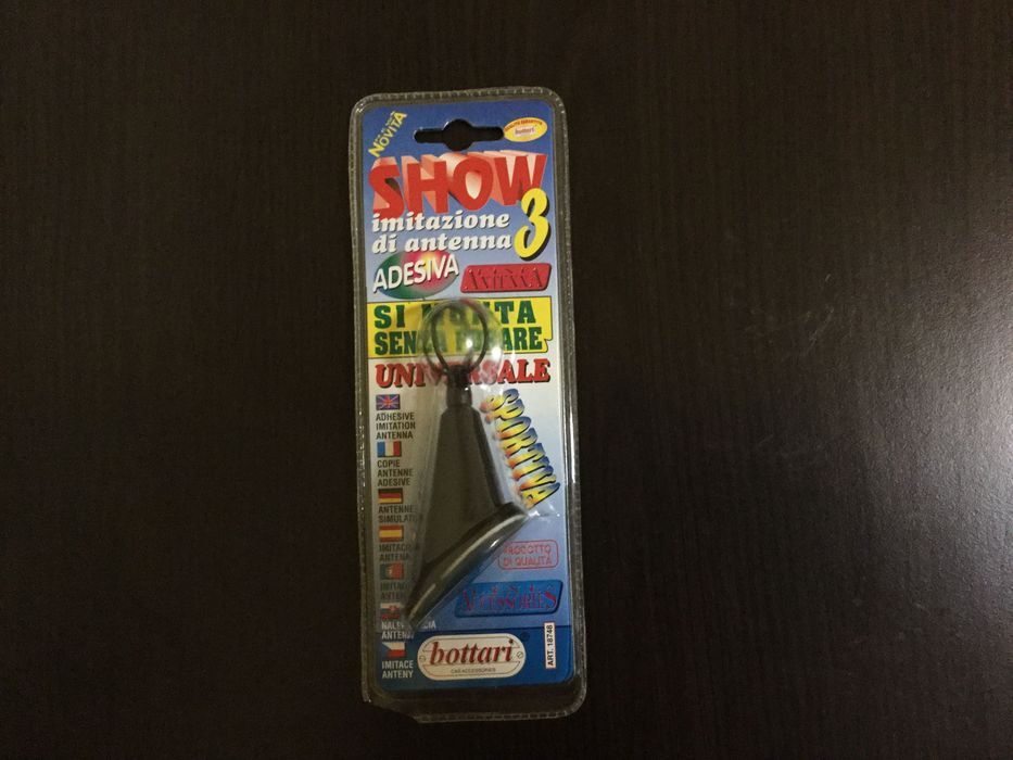 Antena auto noua in cutie made in Italy;