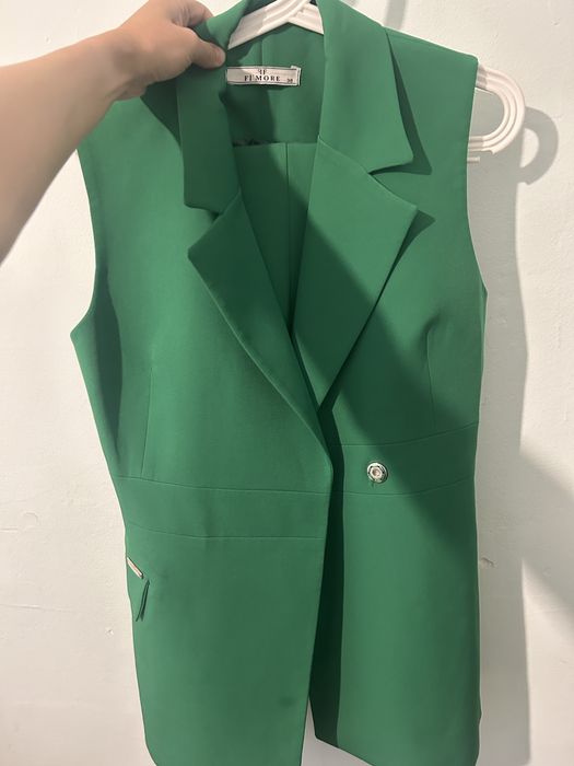 Двойка зеленого цвета