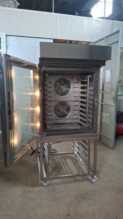 Употребяван конвектомат MIWE FBC 10.0604 със стойка за 5 броя тави