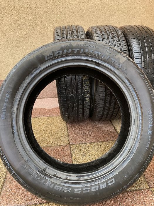 Set 4 anvelope 235 60 20 Continental cauciucuri iarna M+S