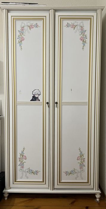 Продам мебедь в комнату подростка