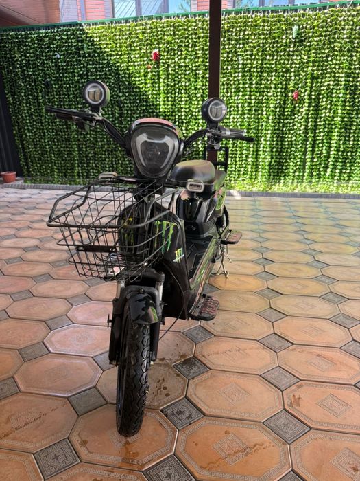 Электроскутер  SUP