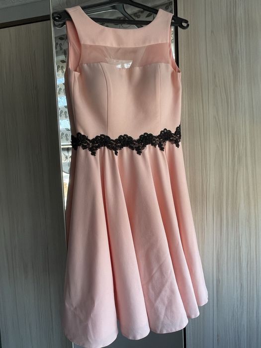 Официална дамска рокля