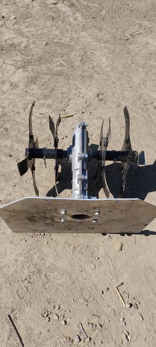 Moto sapa pentru motocoasa