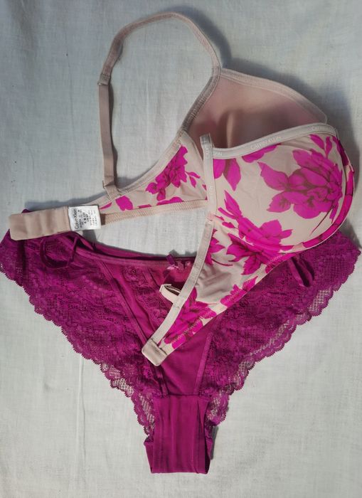 Calvin Klien сутиени