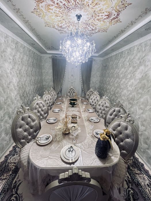 Срочна продается Стол и стул комплект. Состояния новый.