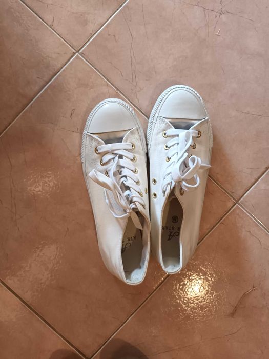 Reebok , Liu Jo,шарени ,Nike 40р , Lacoste,44р,Champion CANNA 39р.нови