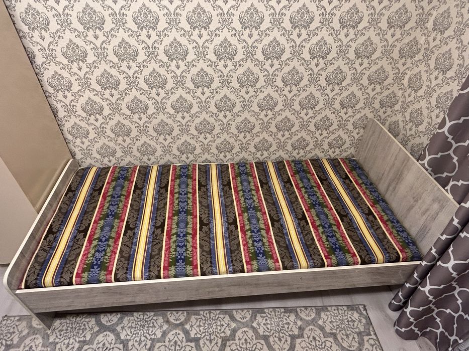 Продаеться кровать в отличном срстоянии