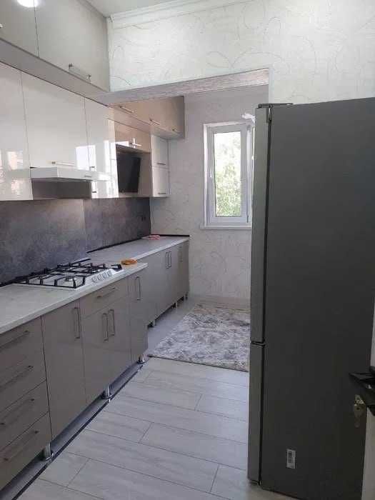 Сдаётся квартира 3/3/5 на ор-р Юнусабадский Американский Посольства