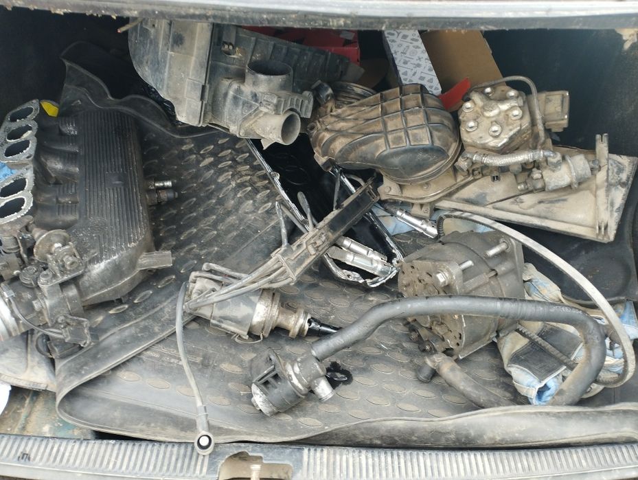 Запчасти Ауди 80