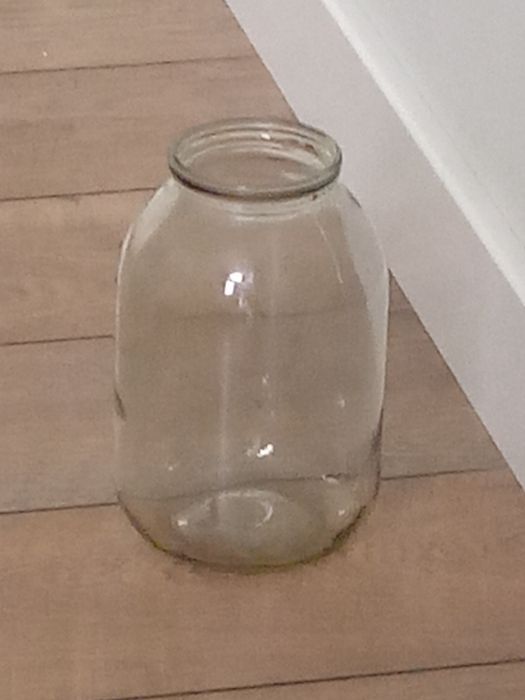 Банки стякленные