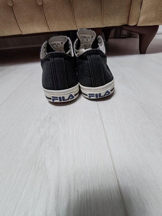 Teniși Fila original