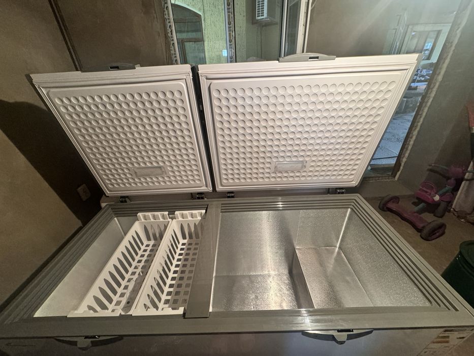 Продам морозильники и холодильник