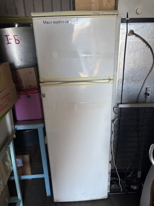 Продам рабочий холодильник