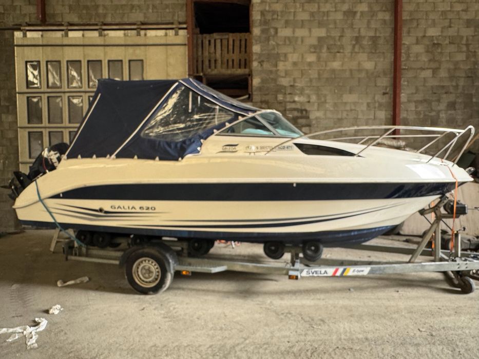 Galeon Galia cabinata