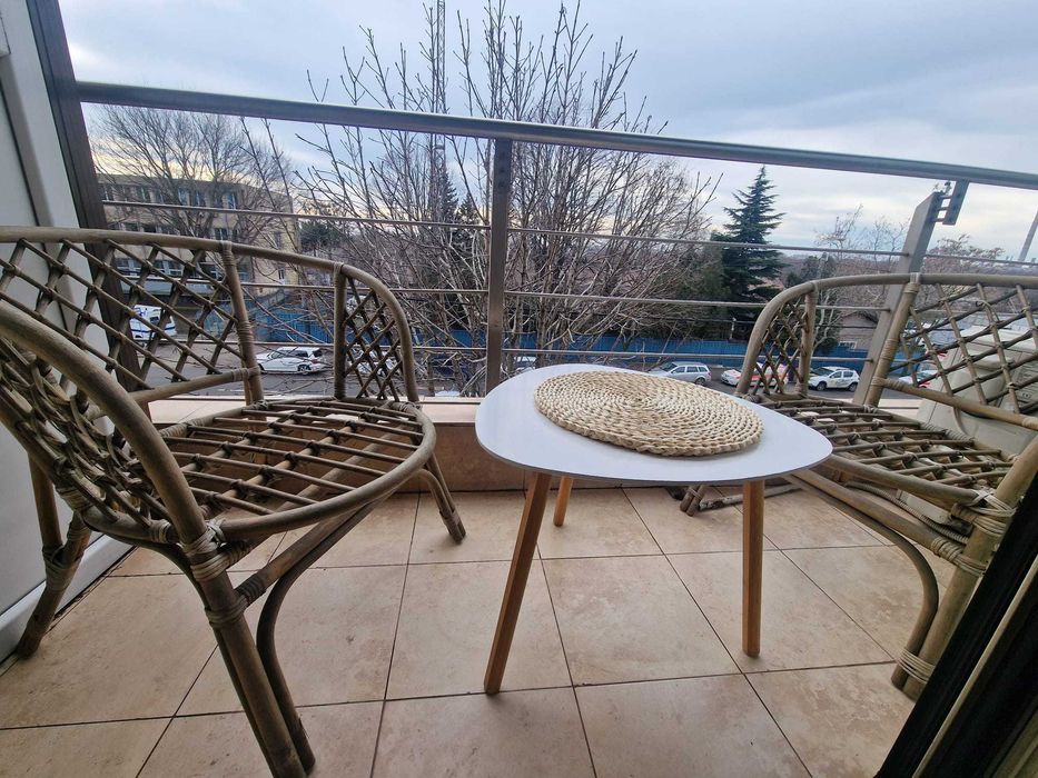 Bd. I.C Bratianu – 2 camere 70 m2,mobilat/utilat, etaj 2