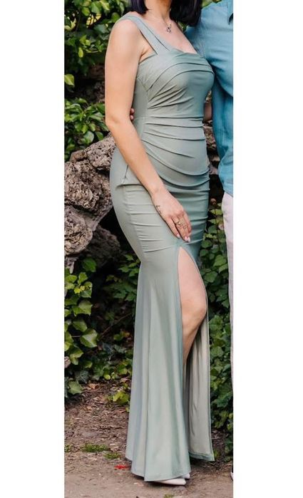 Официална дълга рокля цвят мента