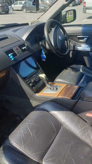 Волво XC90 / десен волан