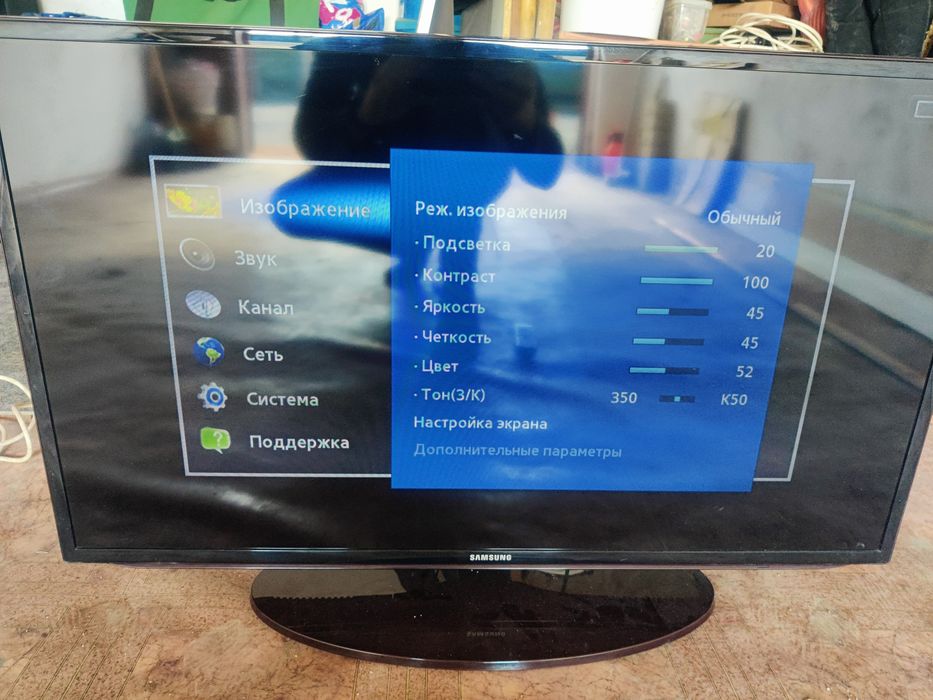 Продам телевизор Samsung 40