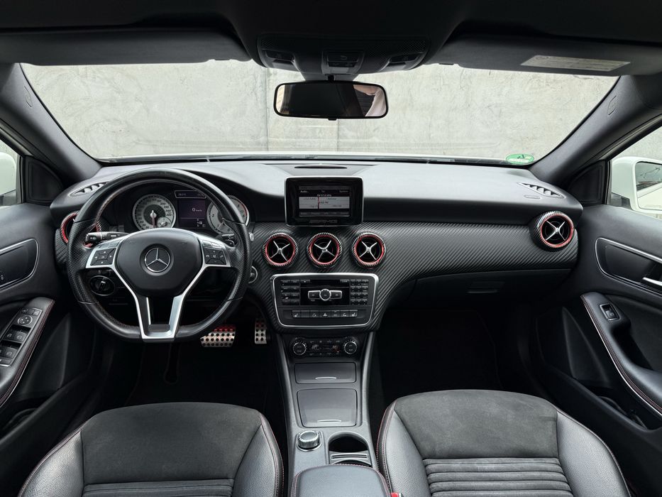 Mercedes Benz A 200•Pachet AMG•Automat