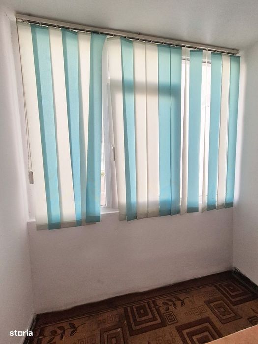 Apartament cu 3 camere, parter, zona 1 Decembrie 1918