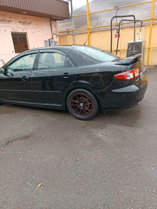 Продам машину Mazda 6