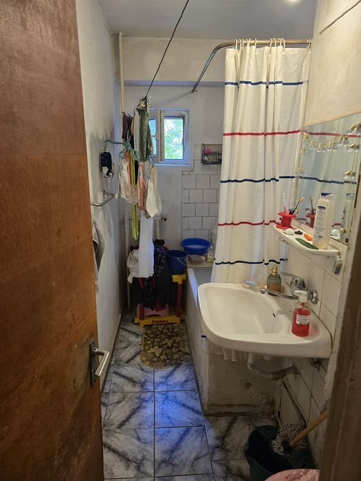 Vand apartament 3 camere  Lacul Tei