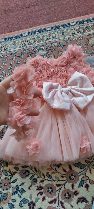 Продавам деца рокля