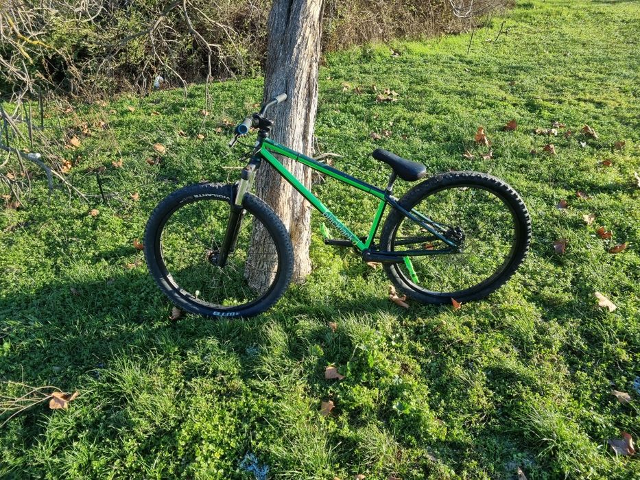 Drit jump blacjakd mafia bikes