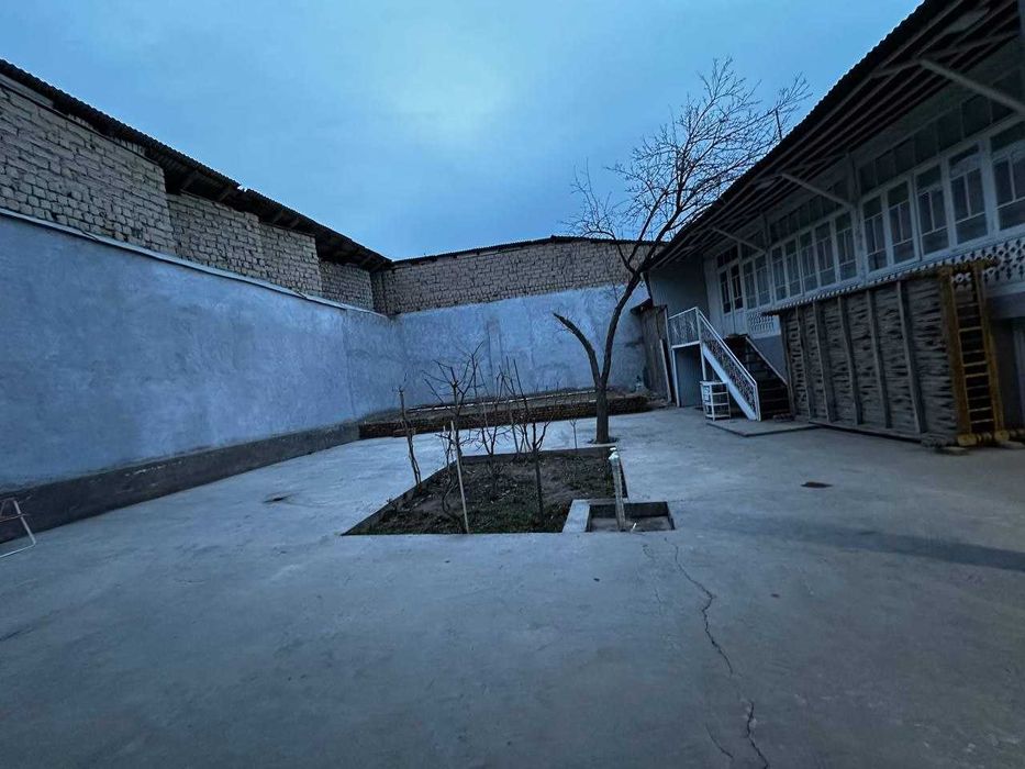 5 сотикдан иборат булган ховли сотувда