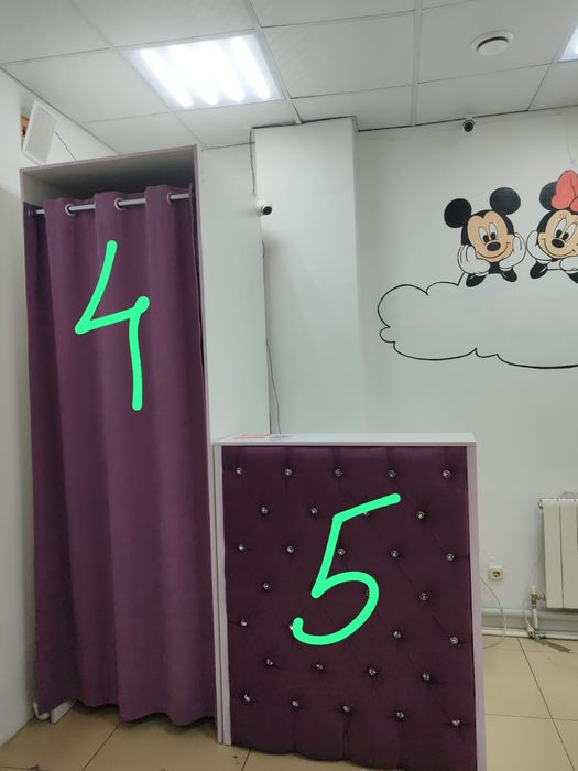 Мебель для магазина детской одежды